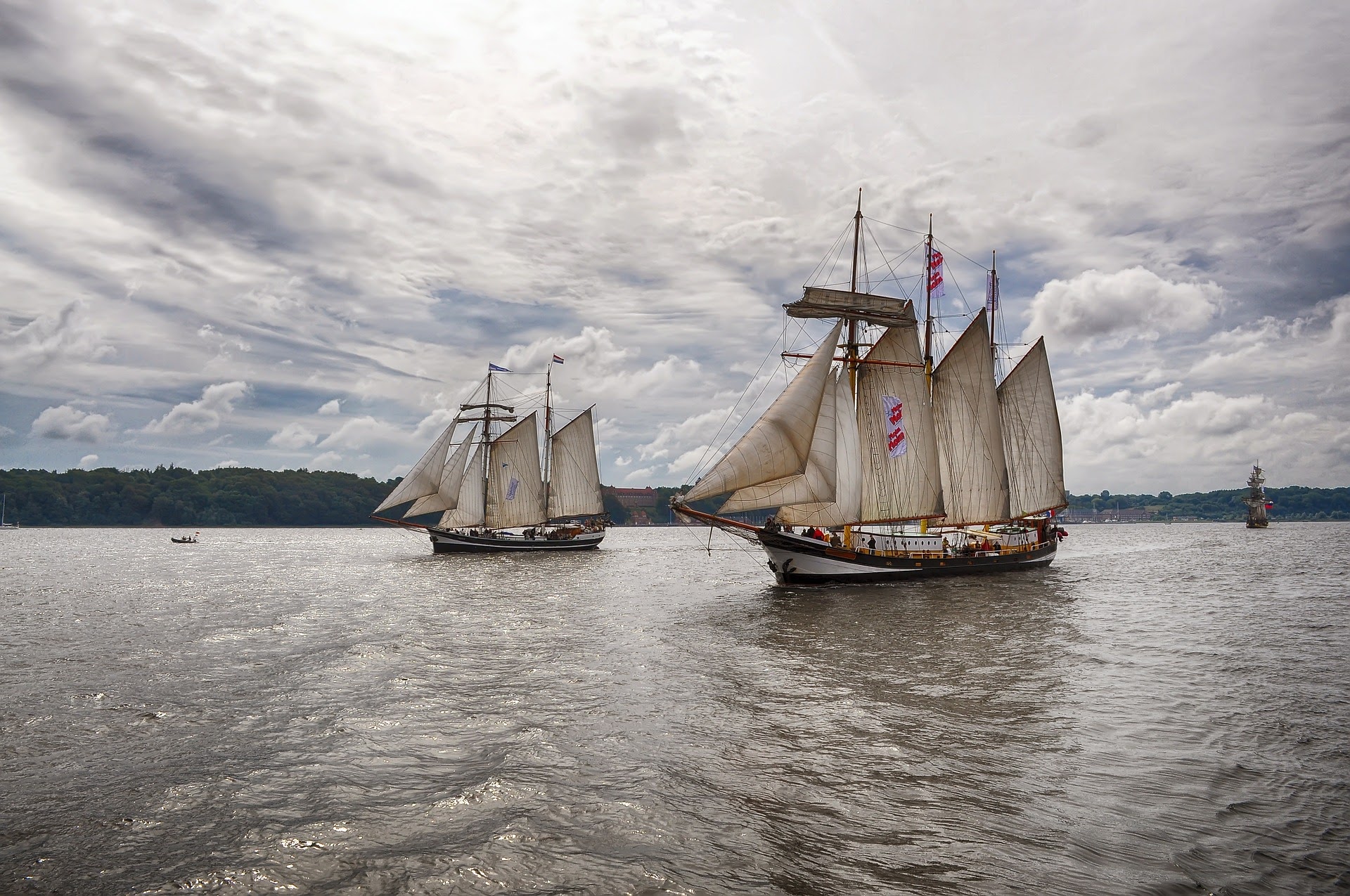 sailing ships